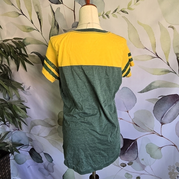 G3 For Her by Alyssa Milano | Oakland Athletics V-neck T-shirt sz 2XL - Picture 3 of 7